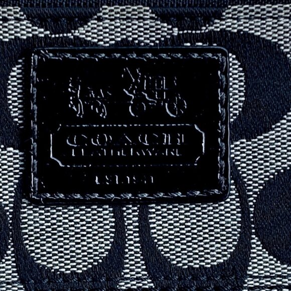 _ Coach NEW without tags Leather and Jacquard ID/Coin Purse/Key Ring - Picture 6 of 8